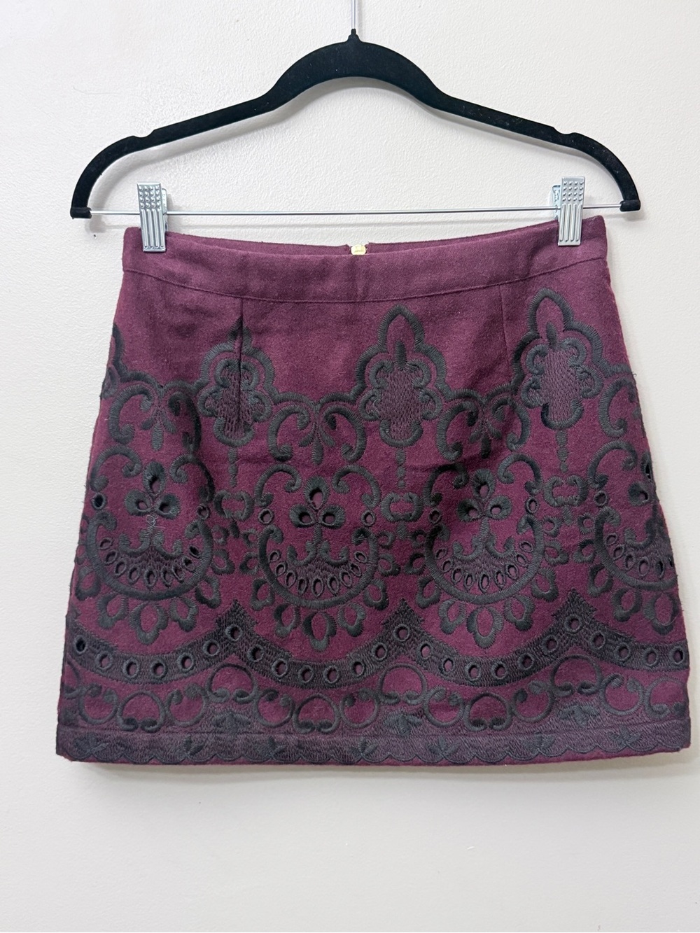 Topshop Embroidered A-Line Mini Skirt Wool  Burgundy Size 6